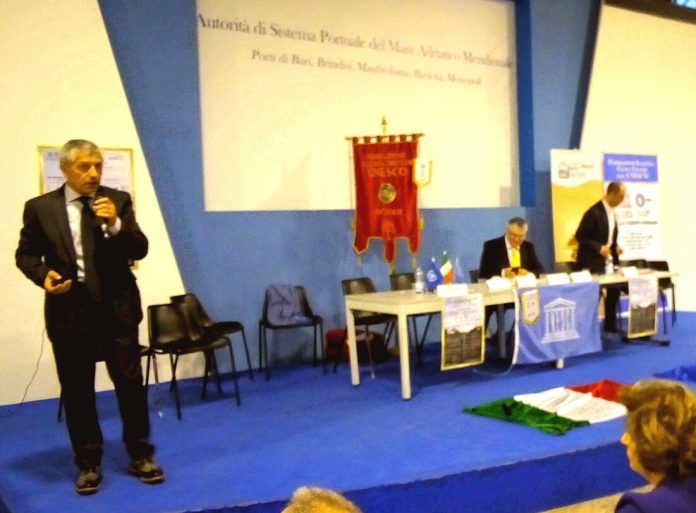 Macaluso relaziona al convegno