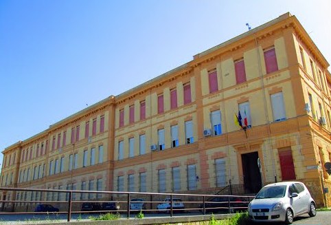 scuola elementare Crispi b